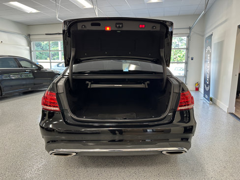 Used 2014 Mercedes-Benz E 350 Sedan image 25