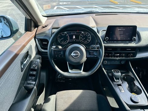 Used 2023 Nissan Rogue SV image 21