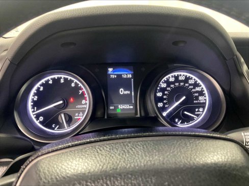 Used 2023 Toyota Camry SE image 24