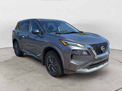 Used 2023 Nissan Rogue S image 1