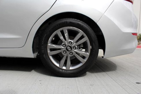 Used 2018 Hyundai Elantra SEL image 34