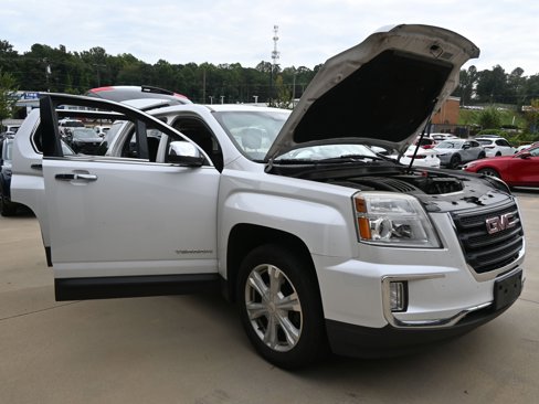 Used 2016 GMC Terrain SLE w/ Technology Package image 12