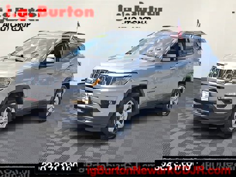 Certified 2020 Jeep Compass Latitude image 3