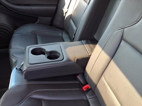 Used 2010 Ford Taurus Limited image 9