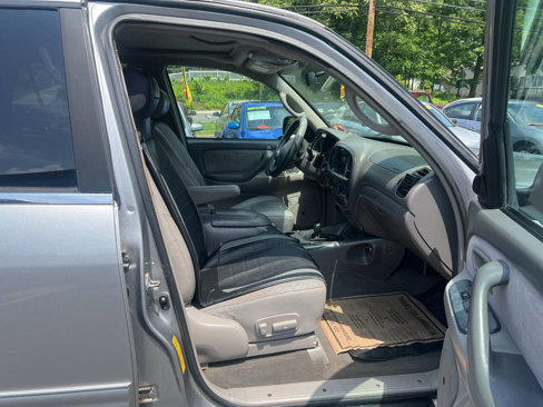 Used 2003 Toyota Sequoia SR5 image 11