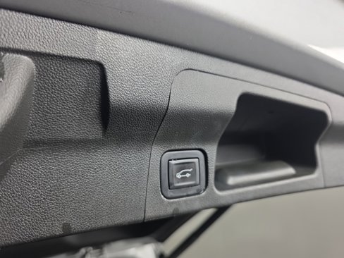 Used 2017 GMC Acadia SLT image 37