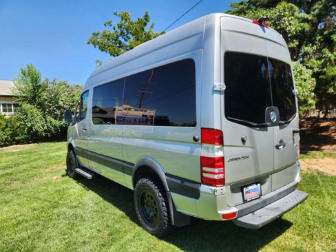 Used 2018 Mercedes-Benz Sprinter 2500 image 7
