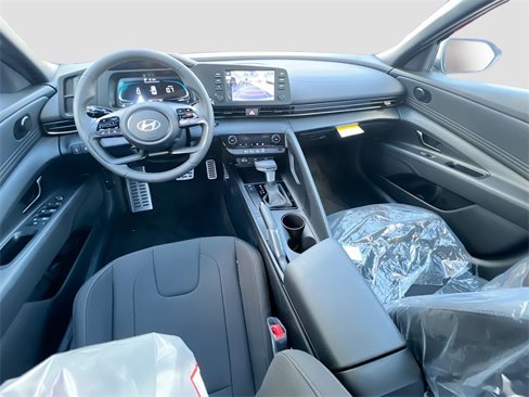 New 2025 Hyundai Elantra Sport image 21