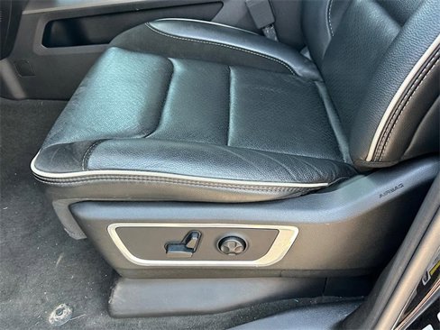 Used 2020 RAM 1500 Laramie w/ Sport Appearance Package image 11