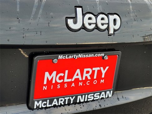 Used 2016 Jeep Grand Cherokee Laredo w/ Quick Order Package 23E image 13