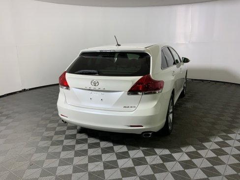 Used 2015 Toyota Venza XLE image 7