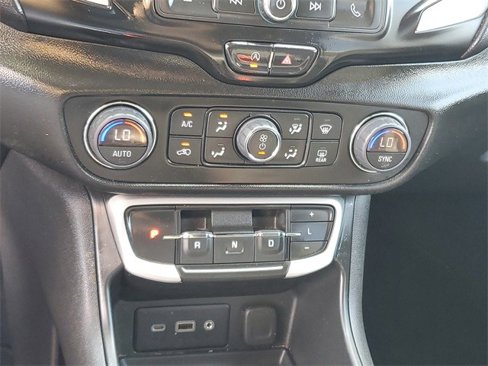 Certified 2022 GMC Terrain SLE w/ Driver Convenience Package image 22