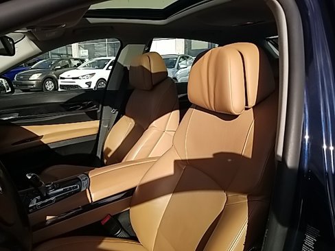 Used 2011 BMW 750i xDrive image 14