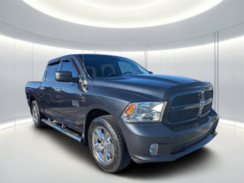 Used 2018 RAM 1500 Express w/ Express Value Package image 2