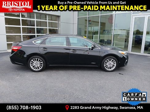 Used 2017 Toyota Avalon Limited image 8