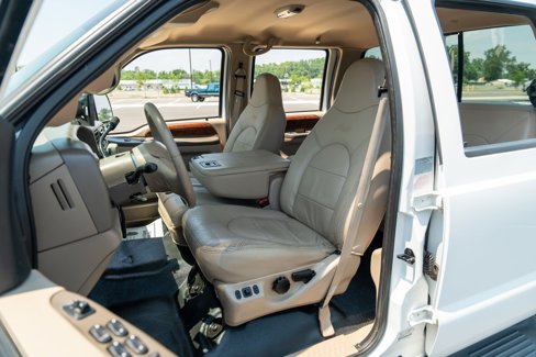 Used 2000 Ford F350 Lariat image 32