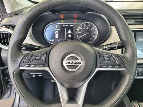 Used 2021 Nissan Versa SV image 23
