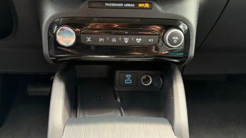 Used 2023 Ford Escape Platinum image 26