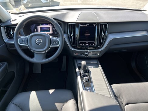 New 2025 Volvo XC60 B5 Core w/ Climate Package image 5