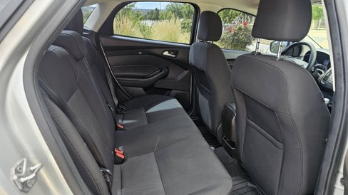 Used 2016 Ford Focus SE image 14