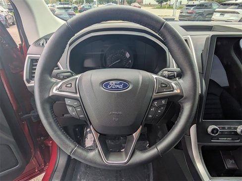 Used 2023 Ford Edge SEL w/ Sport Appearance Package image 17