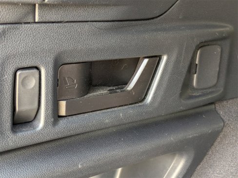 Used 2021 Subaru Outback Premium image 11