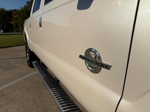 Used 2016 Ford F350 Platinum w/ FX4 Off-Road Package image 10