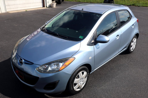 Used 2013 MAZDA MAZDA2 Sport image 11