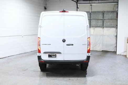 Used 2023 Mercedes-Benz Sprinter 1500 image 6