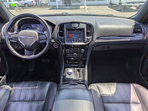 Used 2018 Chrysler 300 S w/ 300S Premium Group image 25