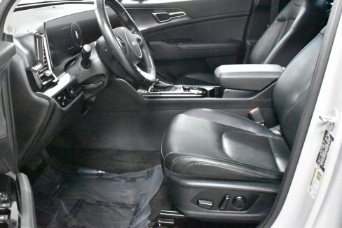 Used 2023 Kia Sportage SX image 12