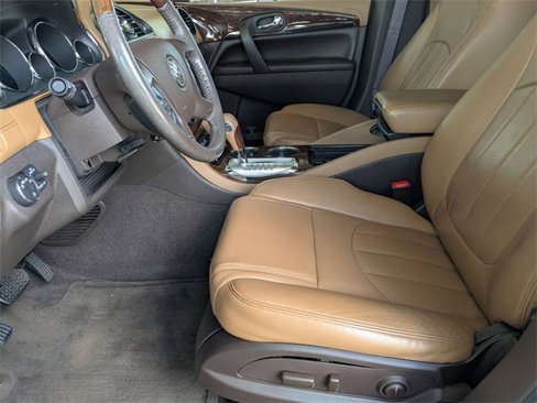 Used 2017 Buick Enclave Leather image 18