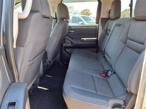 Used 2022 Nissan Frontier SV image 20