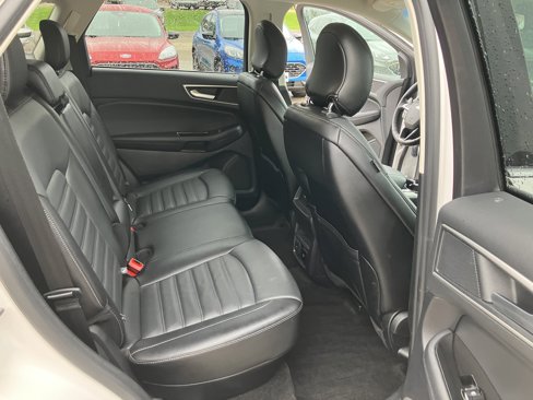 Used 2018 Ford Edge SEL w/ Equipment Group 201A image 16