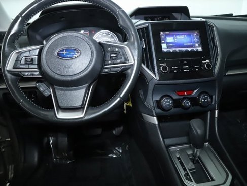 Used 2020 Subaru Forester Premium image 31
