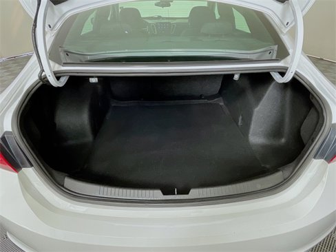 Used 2023 Chevrolet Malibu LT image 27