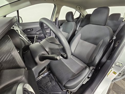 Used 2020 Nissan Versa S image 23