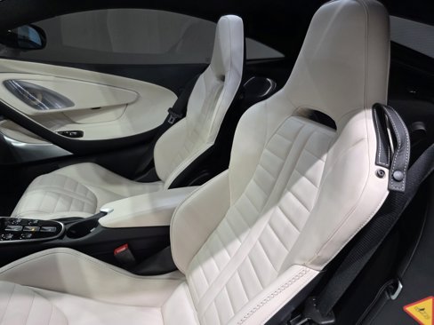 Used 2025 McLaren GTS image 8