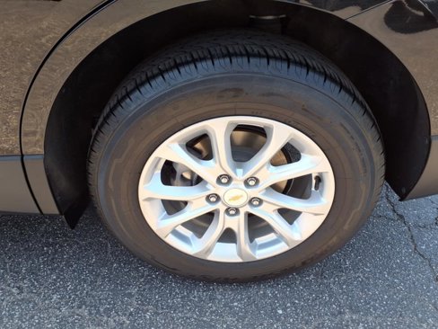 Used 2020 Chevrolet Equinox LS w/ LS Convenience Package image 22