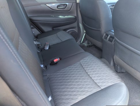 Used 2020 Nissan Rogue S image 11