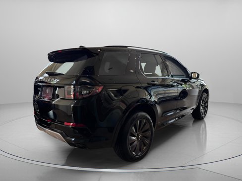 New 2025 Land Rover Discovery Sport S image 3