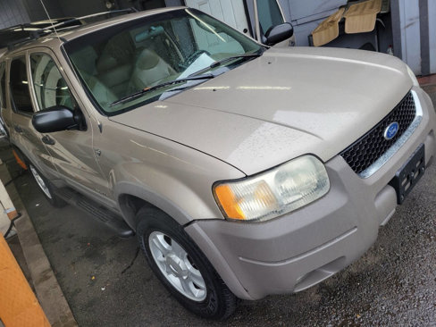 Used 2001 Ford Escape XLT image 6