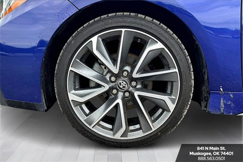 Used 2021 Toyota Corolla SE w/ SE Premium Package image 32
