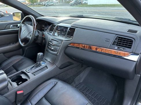 Used 2016 Lincoln MKS image 10