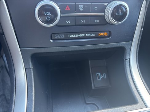 Used 2023 Ford Edge SEL w/ Convenience Package image 19
