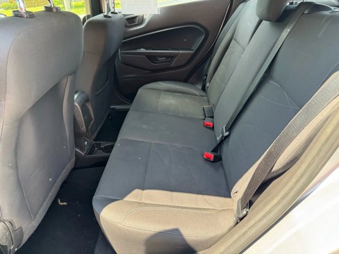 Used 2018 Ford Fiesta SE image 21