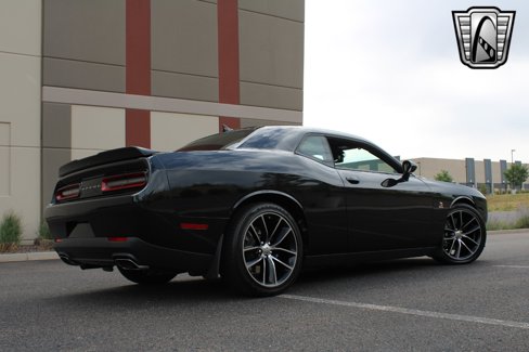 Used 2015 Dodge Challenger R/T Scat Pack image 6
