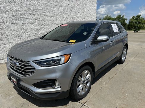 Used 2022 Ford Edge Titanium w/ Equipment Group 301A image 3