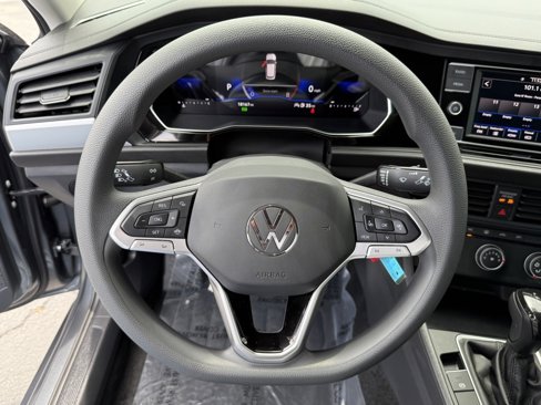 Used 2023 Volkswagen Jetta S image 19