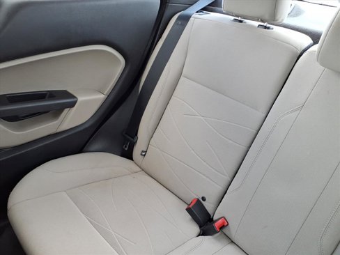 Used 2014 Ford Fiesta SE image 22